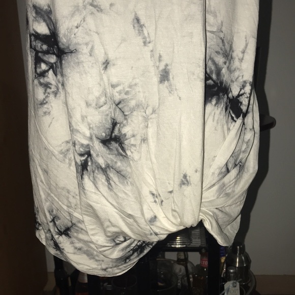 Brand New, Never worn!  Tie die side not shirt - Picture 3 of 8